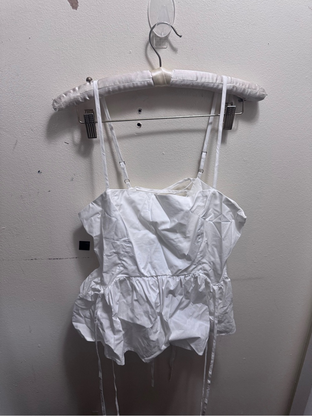 Forever 21 White Ruffled Peplum Cami size small